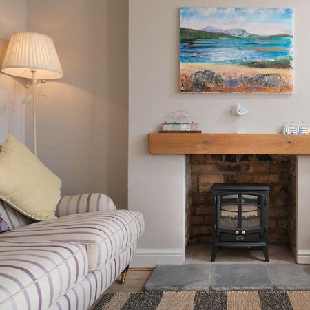 Villa Windy Ridge Terrace With Beautiful Sea Views, North Wales Coast Old Colwyn Exterior foto